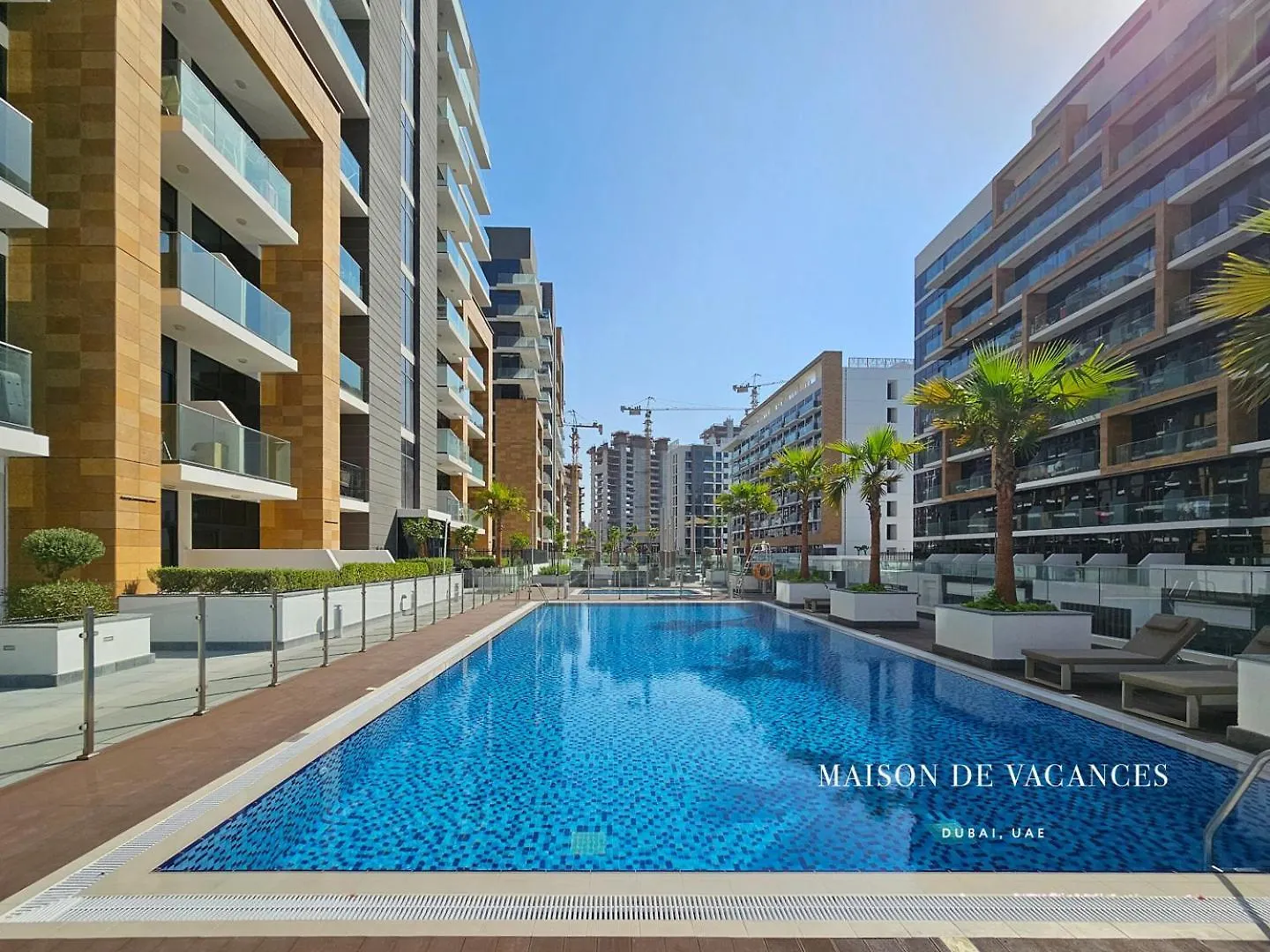 Pool View Studio 10Mins From Dubai Mall Apartment